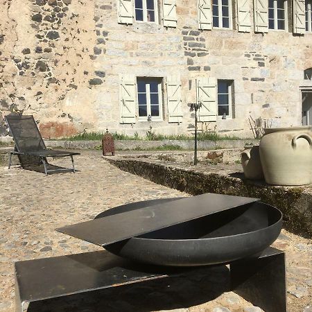 La Cure Grande Maison De Charme De 2 A 14 Personnes Saint-Urcize Exterior foto